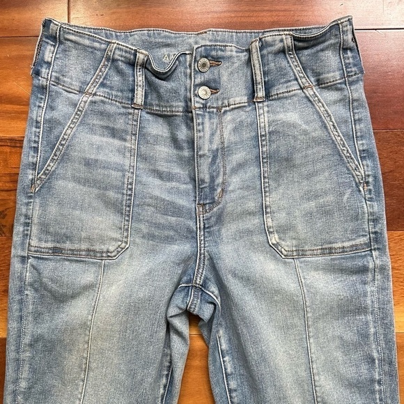 American Eagle Super Hi-Rise Jegging - Picture 4 of 14